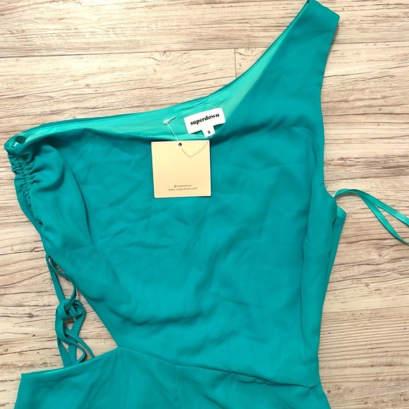 NWT superdown Aimey One Shoulder Romper in Turquoise small - Picture 4 of 4
